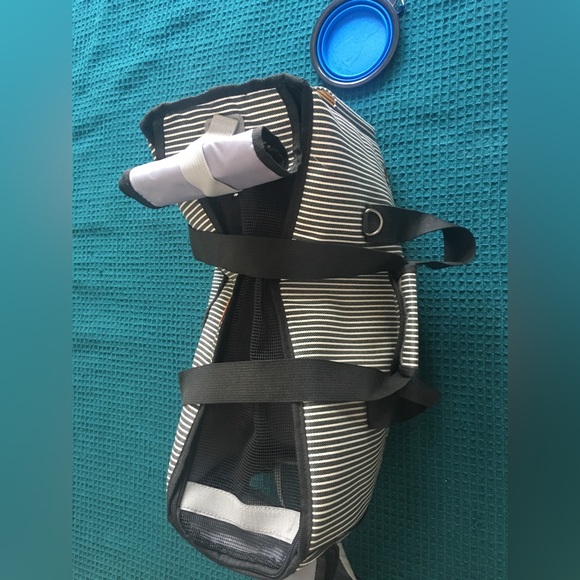 Pet Carrier Soft-sided Handbag - Picture 10 of 12